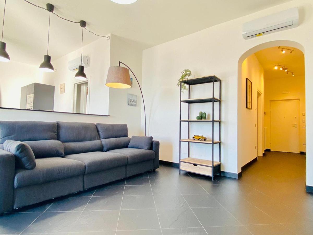 Sea View Apartment 5 Mt From The Beach Salerno Exteriör bild
